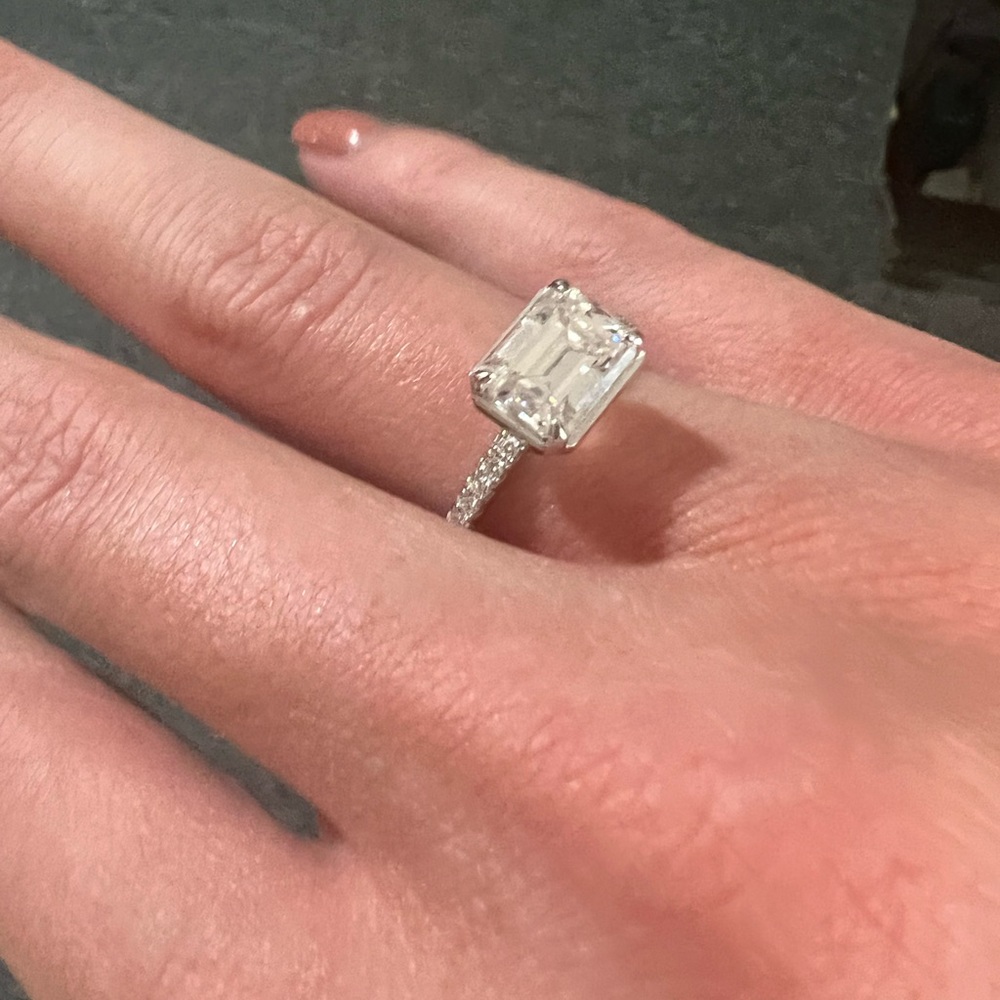 14k Sideway emerald cut Moissanite engagement ring conflict free 7 3/4 - Picture 2 of 11